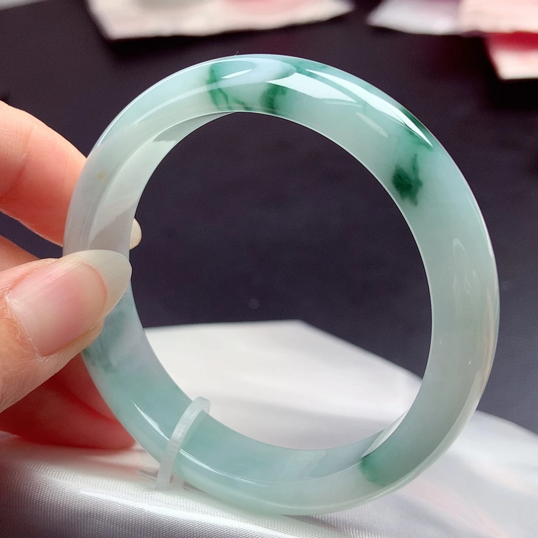 翡翠未镶嵌手镯53.5圈口