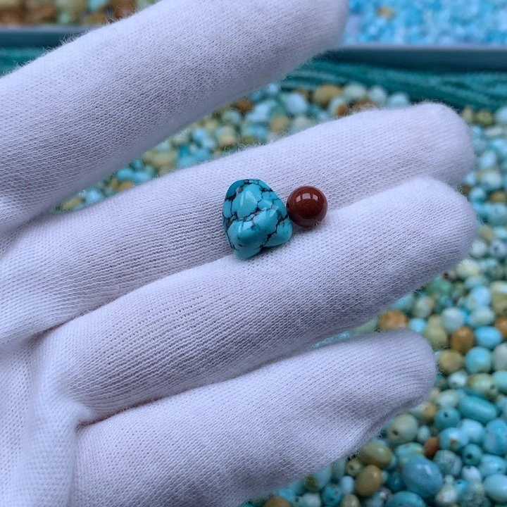 南红玛瑙未镶嵌珠宝奇石