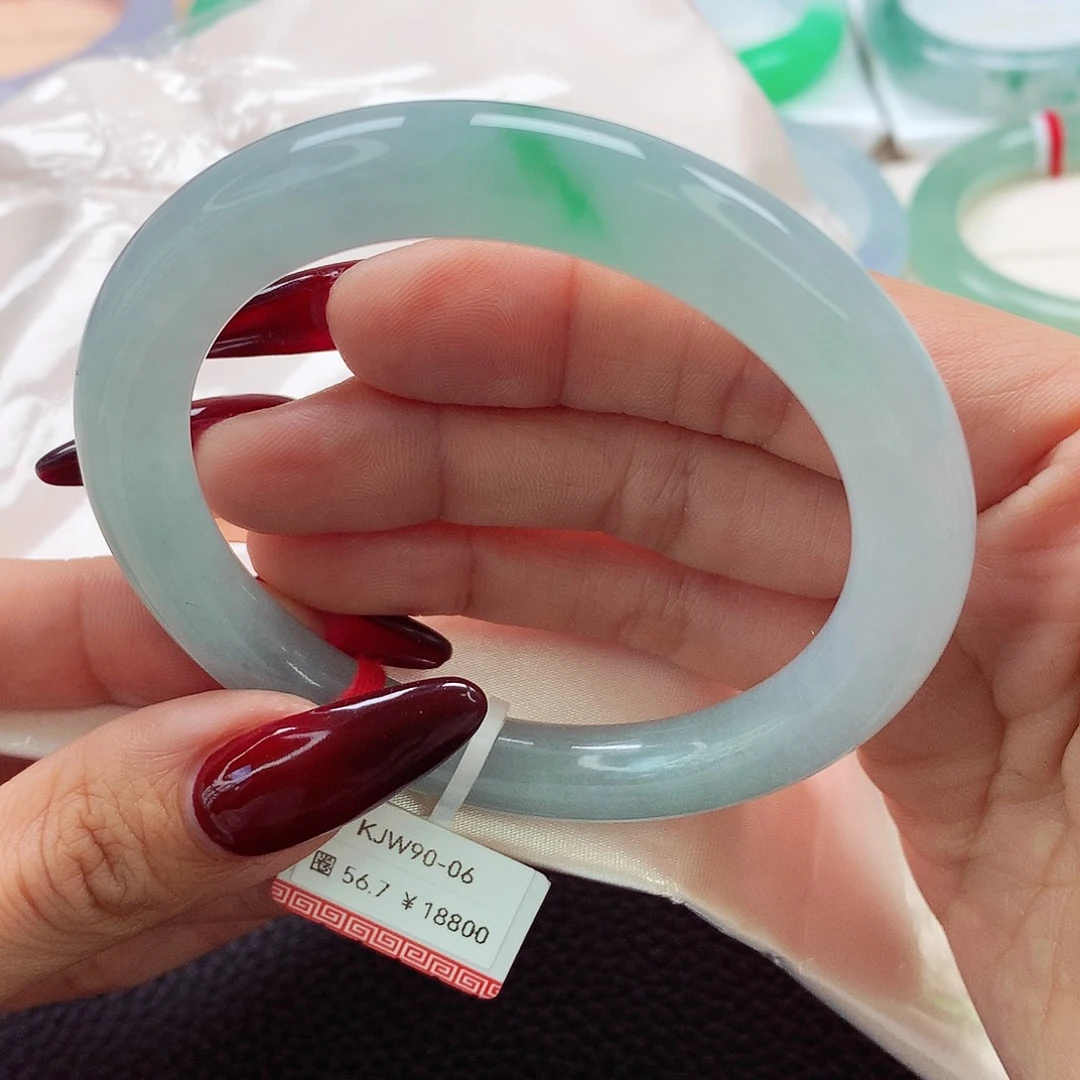 翡翠手镯未镶嵌56.57.58