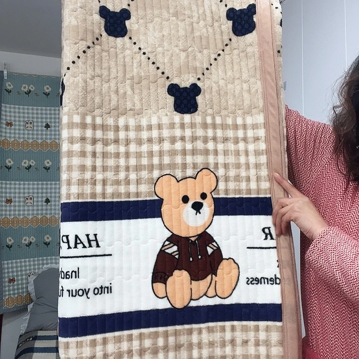 牛奶绒毛衣熊1.2米