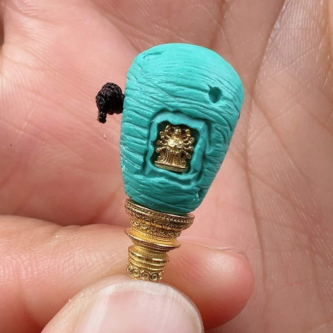 绿松石配饰未镶嵌