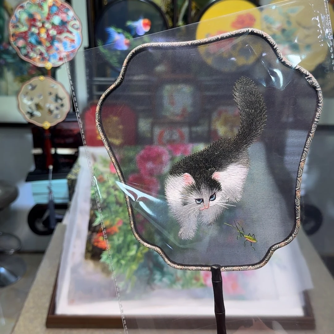 刺绣刺绣工艺精湛异色