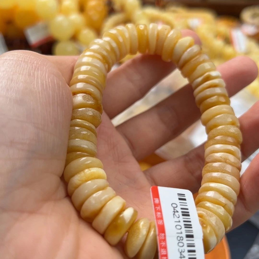 未镶嵌琥珀珠宝奇石