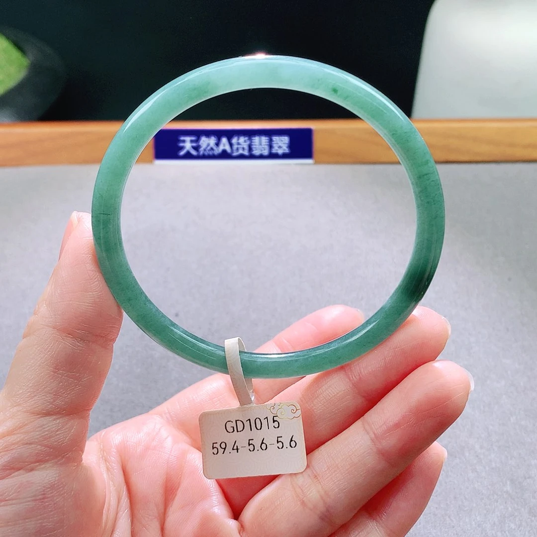 未镶嵌手镯翡翠天然翡翠手镯a货