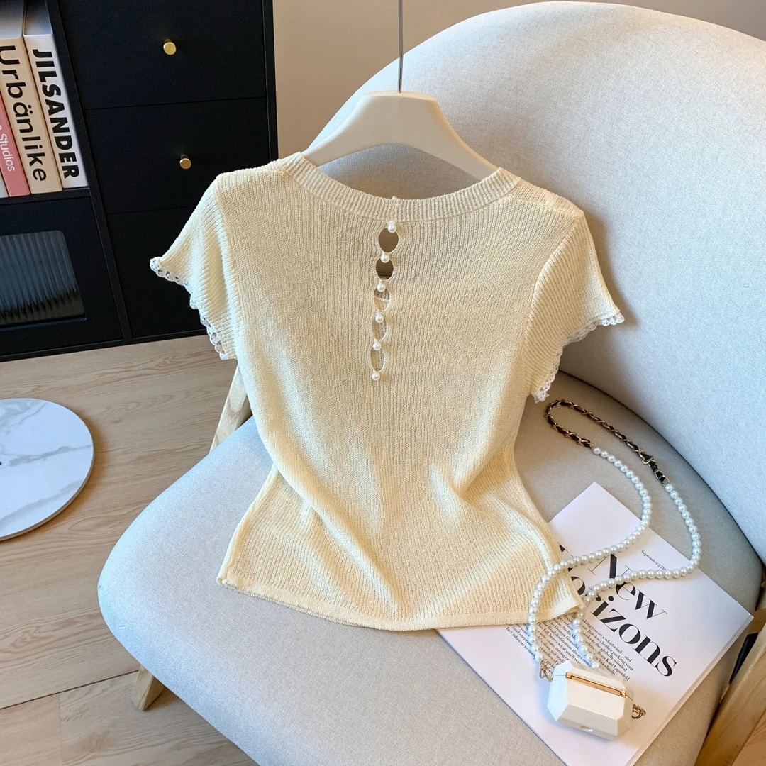 法式珍珠拼接蕾丝正肩针织短袖女夏季薄款后背镂空修身显瘦打底衫