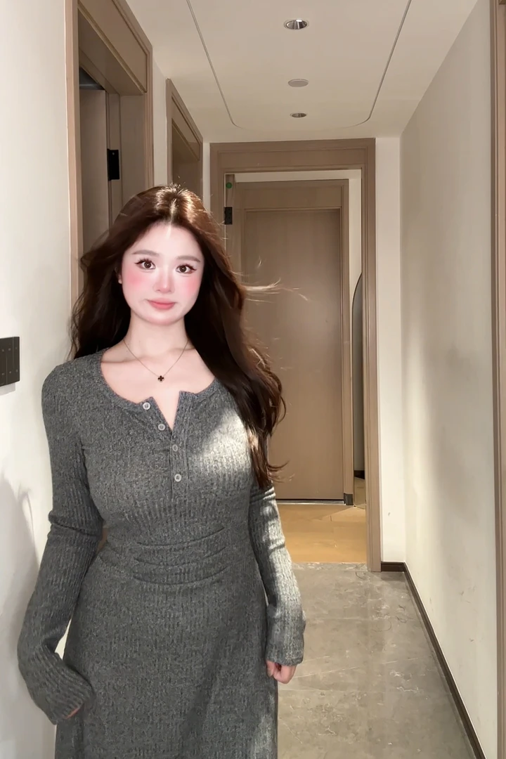 微胖mm美式复古长袖连衣裙女2025秋季磨毛加绒新款修身显瘦连衣裙