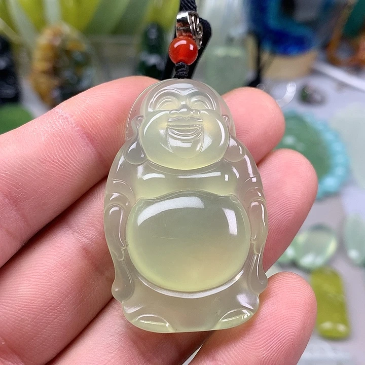 蛇纹石玉挂坠未镶嵌