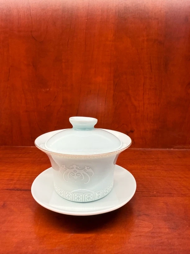 150毫升青瓷手绘盖碗