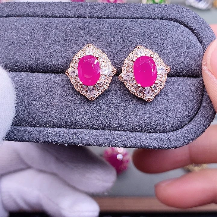 银S925镶嵌耳饰红宝石