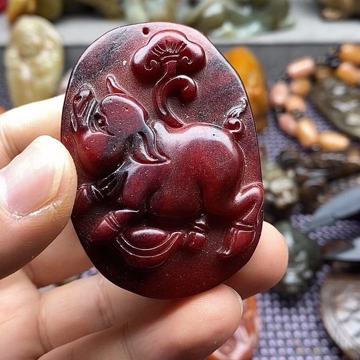 蛇纹石玉合金颈饰