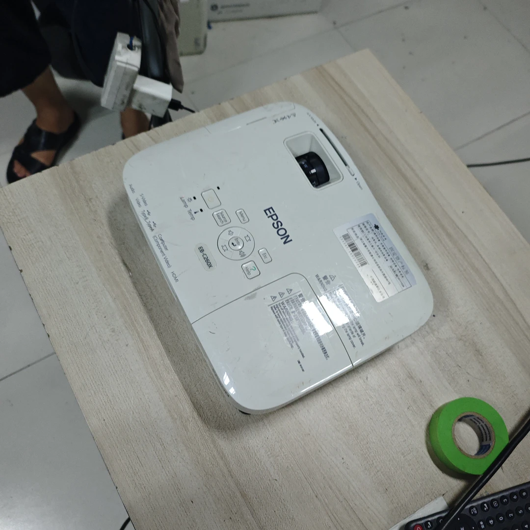 二手爱普生投影仪运费到付