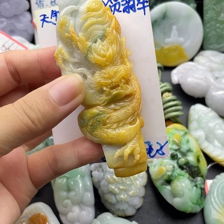 翡翠未镶嵌颈饰天然翡翠
