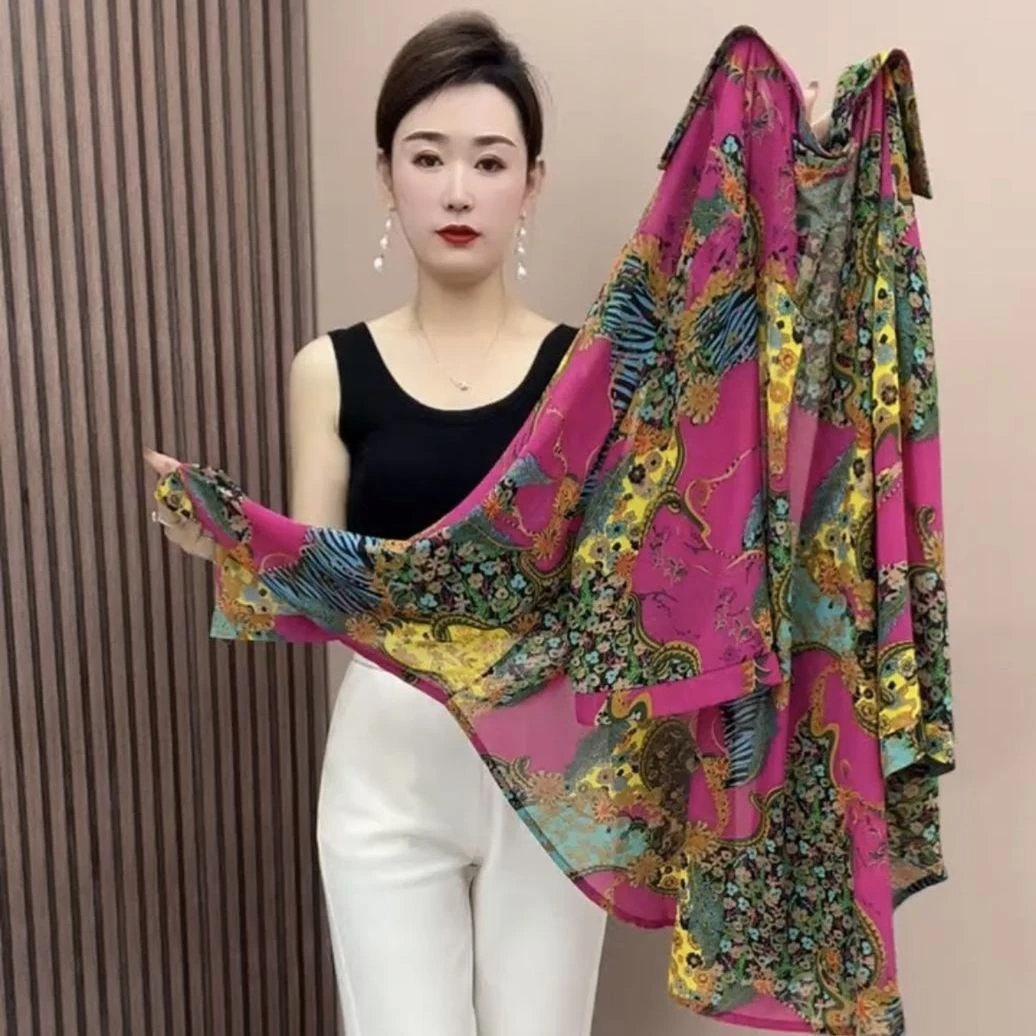 高档花色妈妈七分防晒衬衫夏季新款翻领复古民族风印花中长款上衣