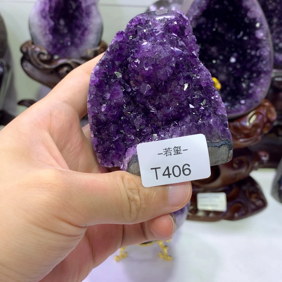 织绣乌拉圭紫水晶摆件406