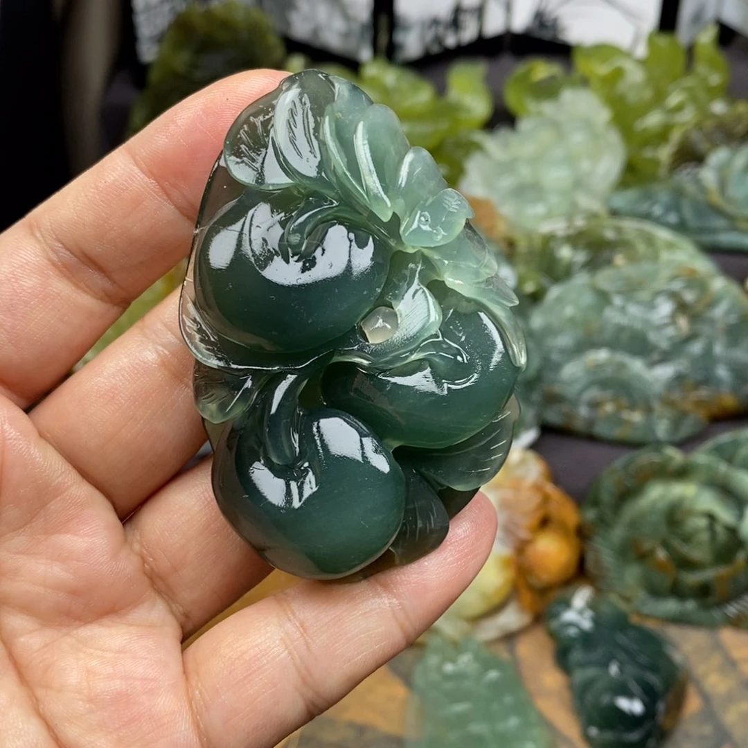时***苒蛇纹石玉未镶嵌吊坠(赠链)