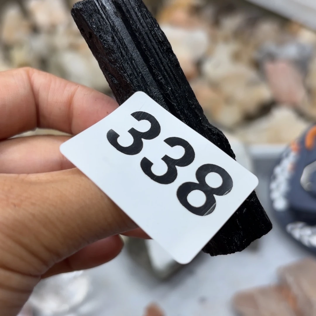 未镶嵌水晶大型摆件（非配饰）