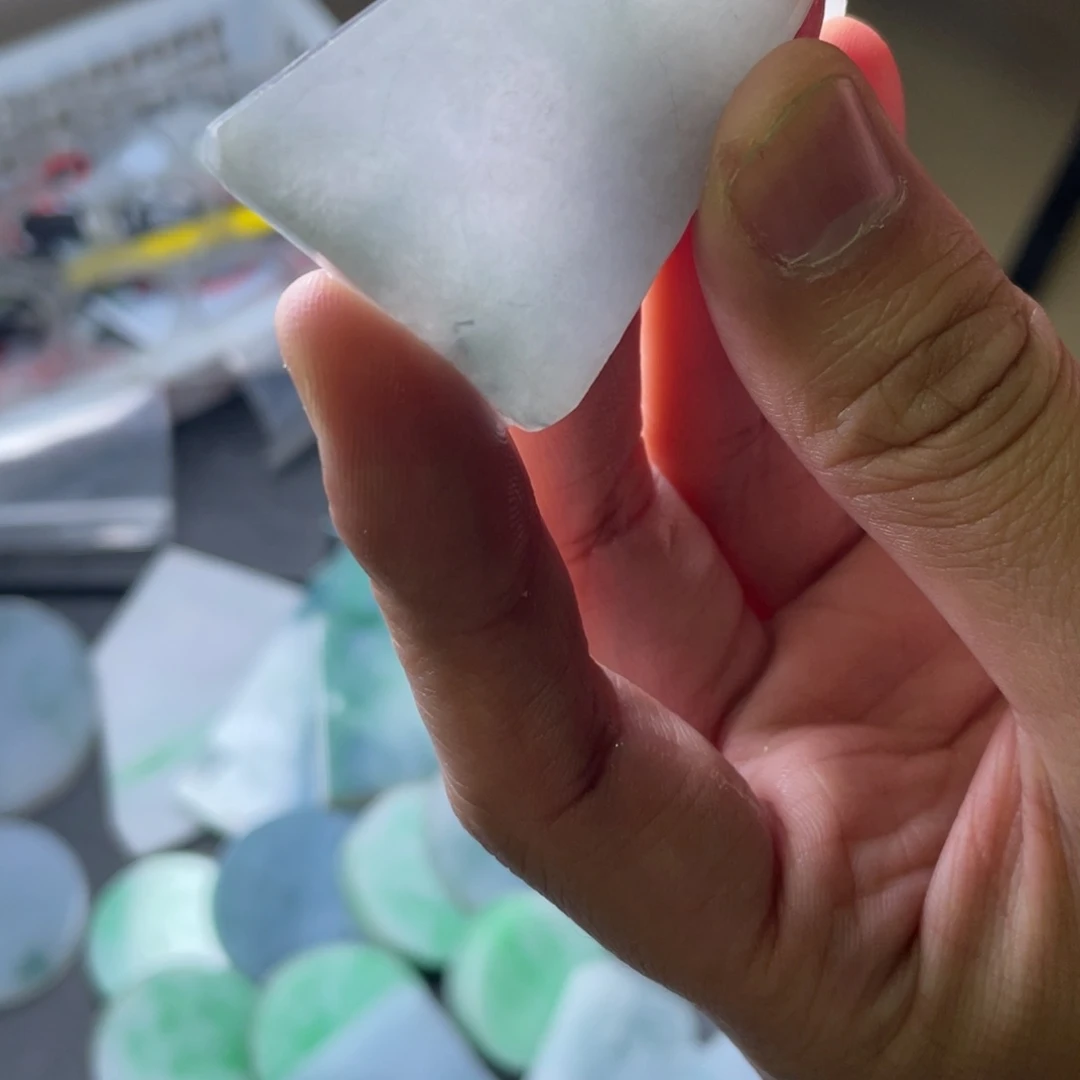 未镶嵌定制翡翠