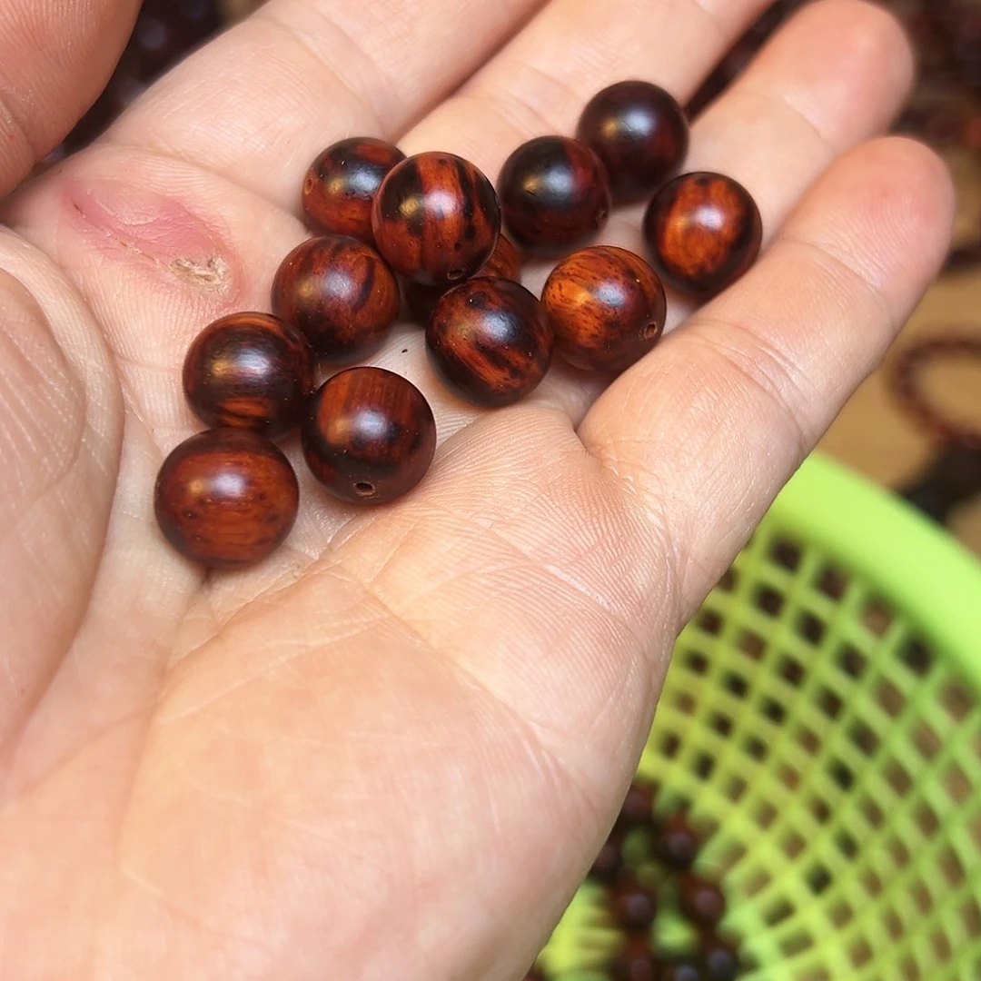 檀香紫檀（小叶紫檀）h*n17颗1.2cm