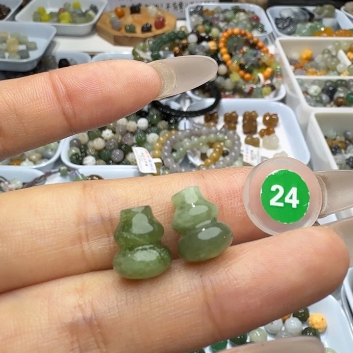 未镶嵌和田玉珠宝半成品