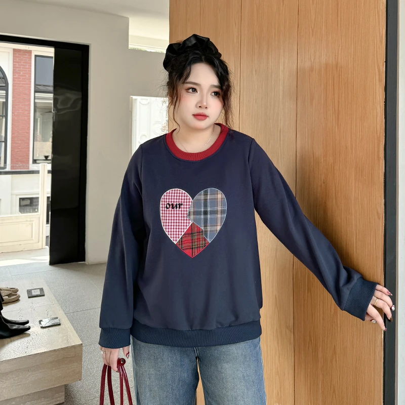 DC7018大码女装【艺术美术生】复古格子爱心贴布绣圆领遮肚长袖卫衣