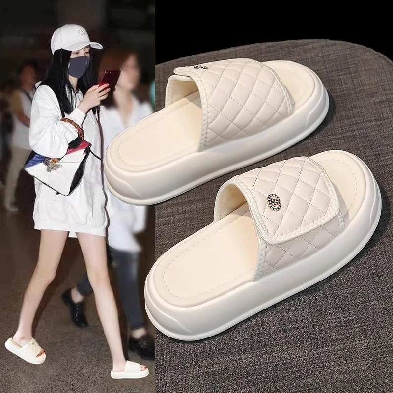 网红高端拖鞋女夏季2025新款外穿厚底一字拖休闲沙滩凉拖轻便百搭