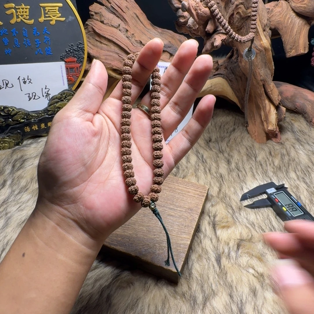 虎***哥吊坠金刚菩提7小金刚