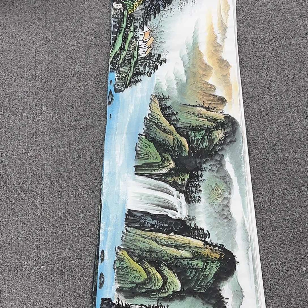 国画国画作品多次入选国内外