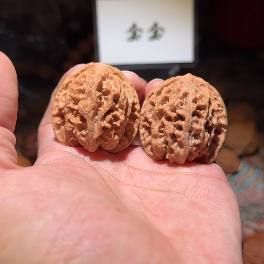 把件核桃1189原桩苹果园，尺寸38.5