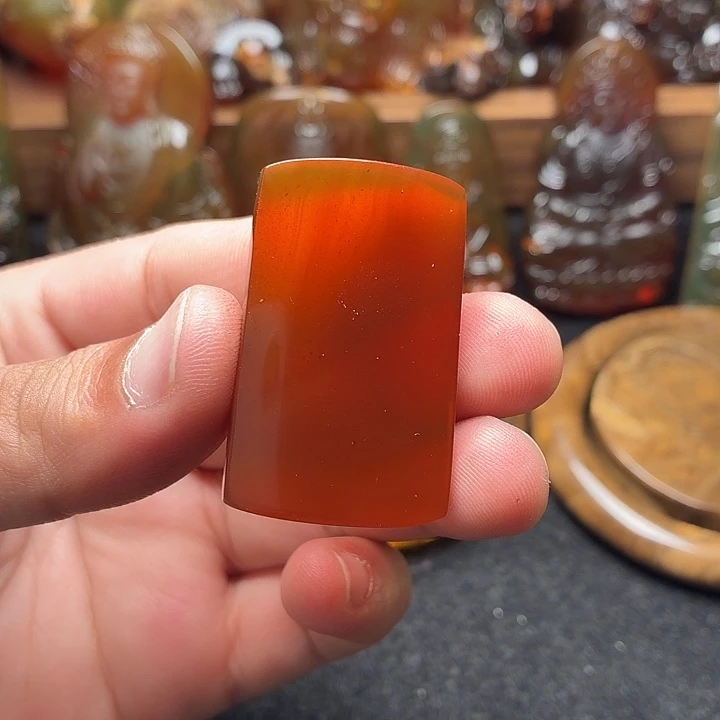 琥珀未镶嵌裸石36