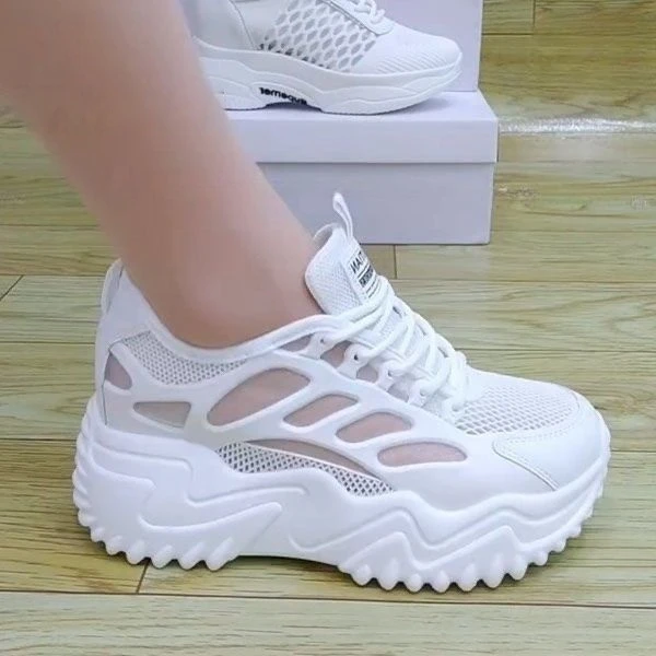 厚底增高镂空透气女士凉鞋2025夏季新款爆款软底防滑休闲运动鞋潮