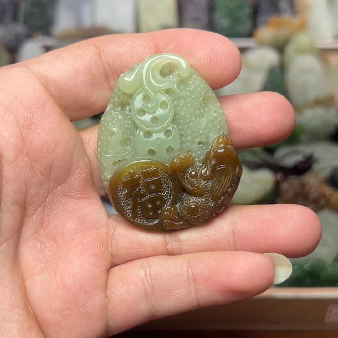 和田玉未镶嵌挂件