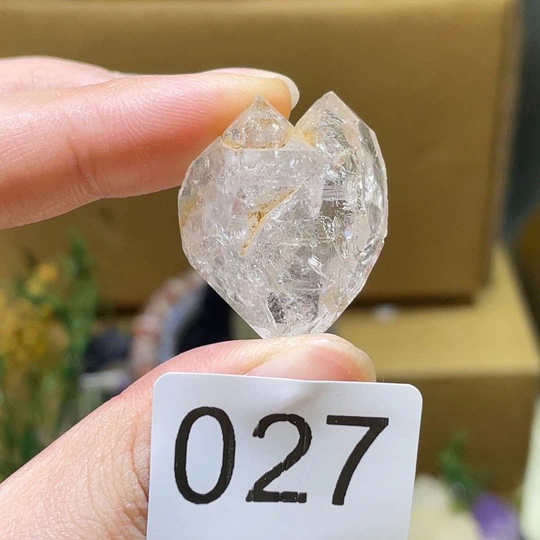 未镶嵌水晶珠宝半成品