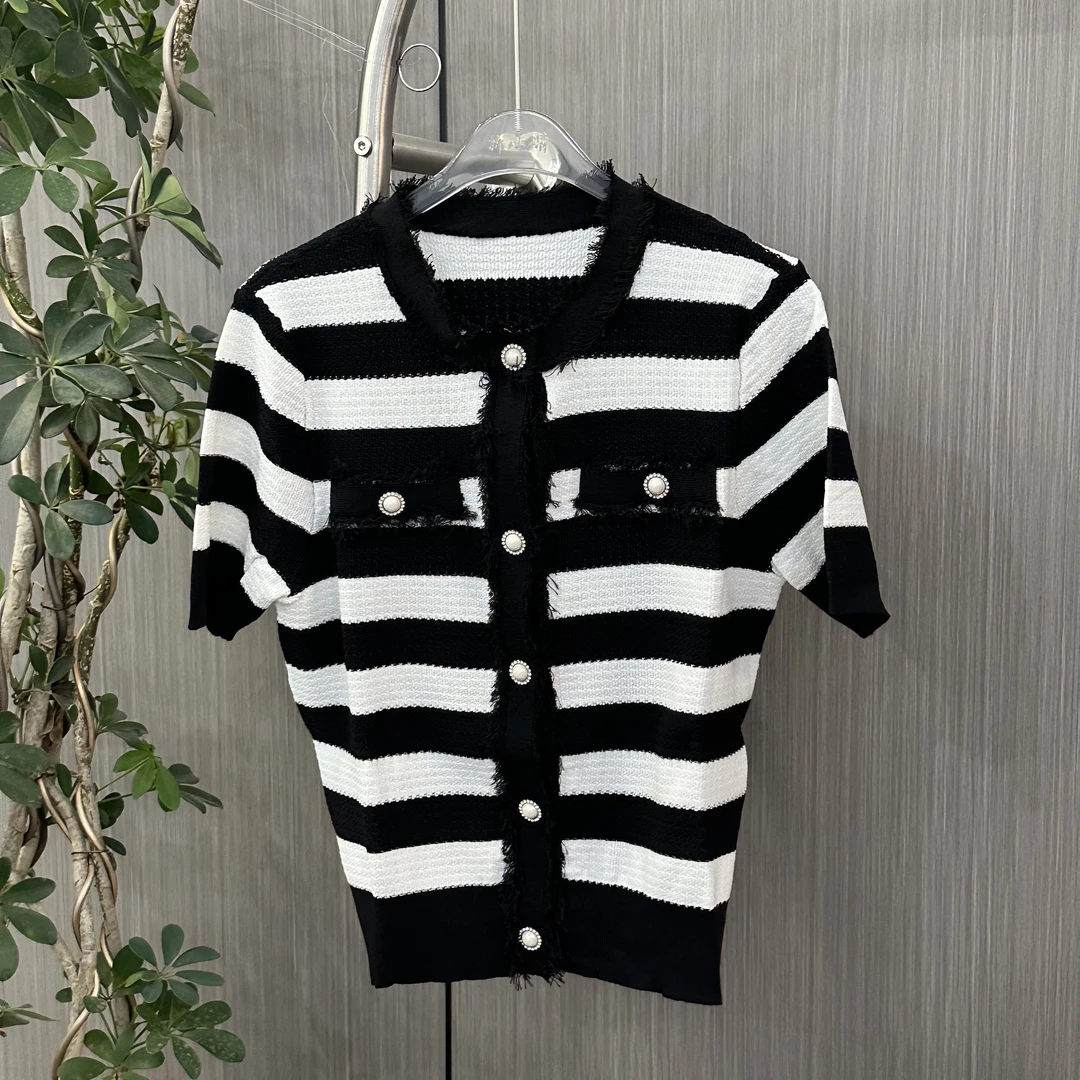 《妞妞》新款黑白条纹圆领针织短袖018001-黑条