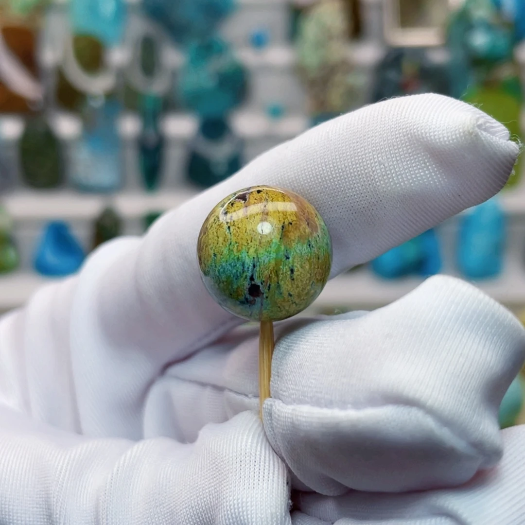 未镶嵌绿松石珠宝奇石