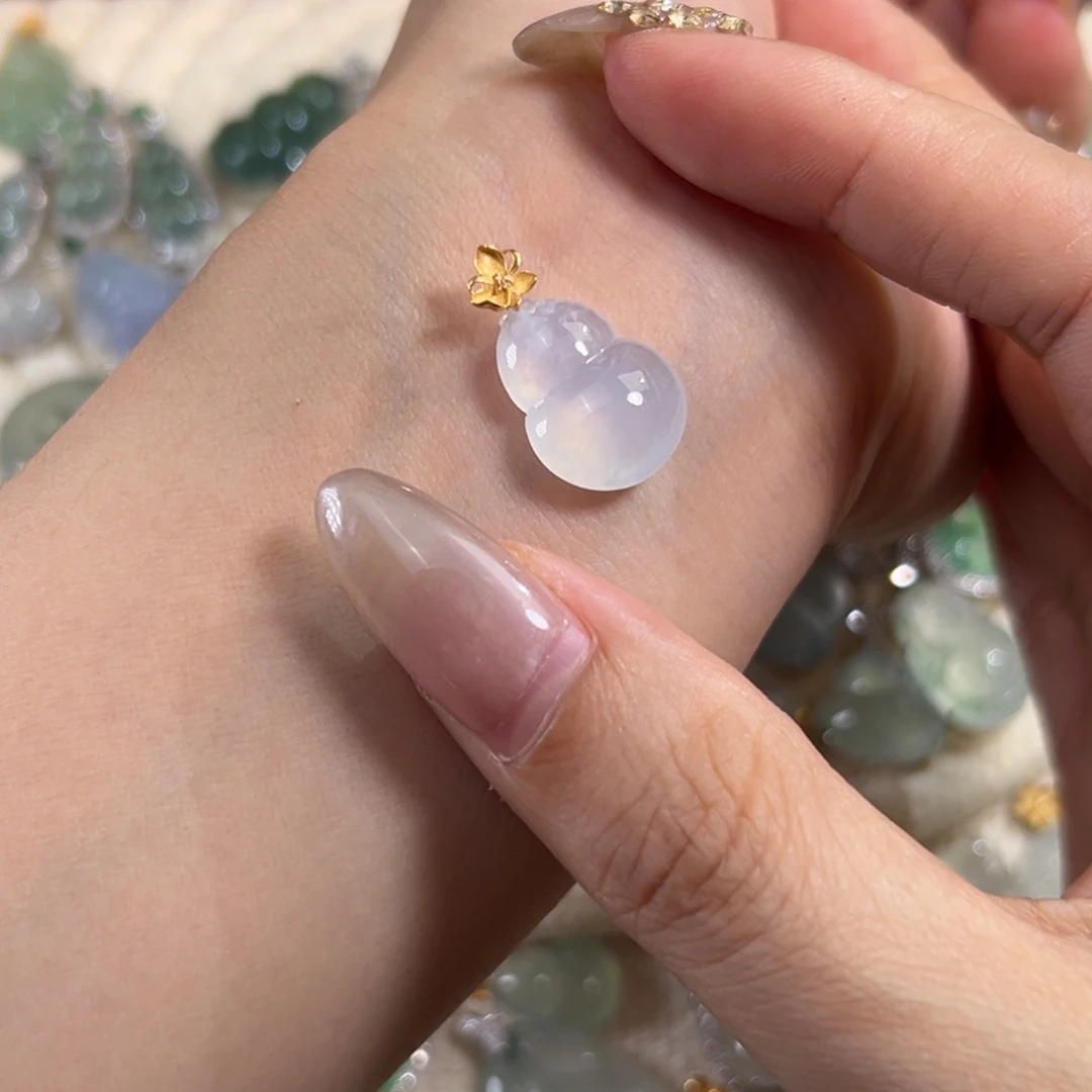 颈饰未镶嵌翡翠葫芦