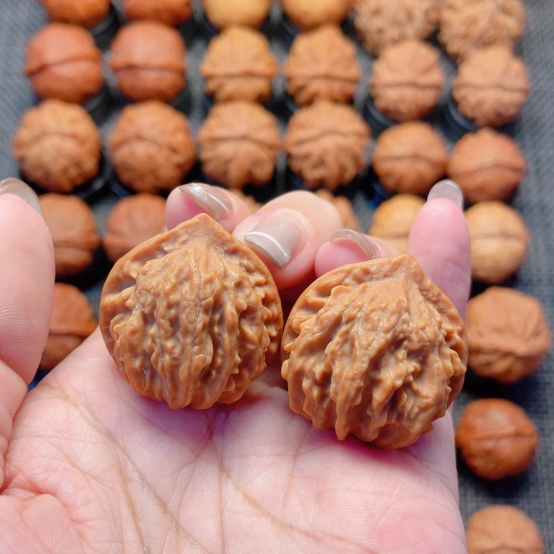 文玩核桃把件小火焰