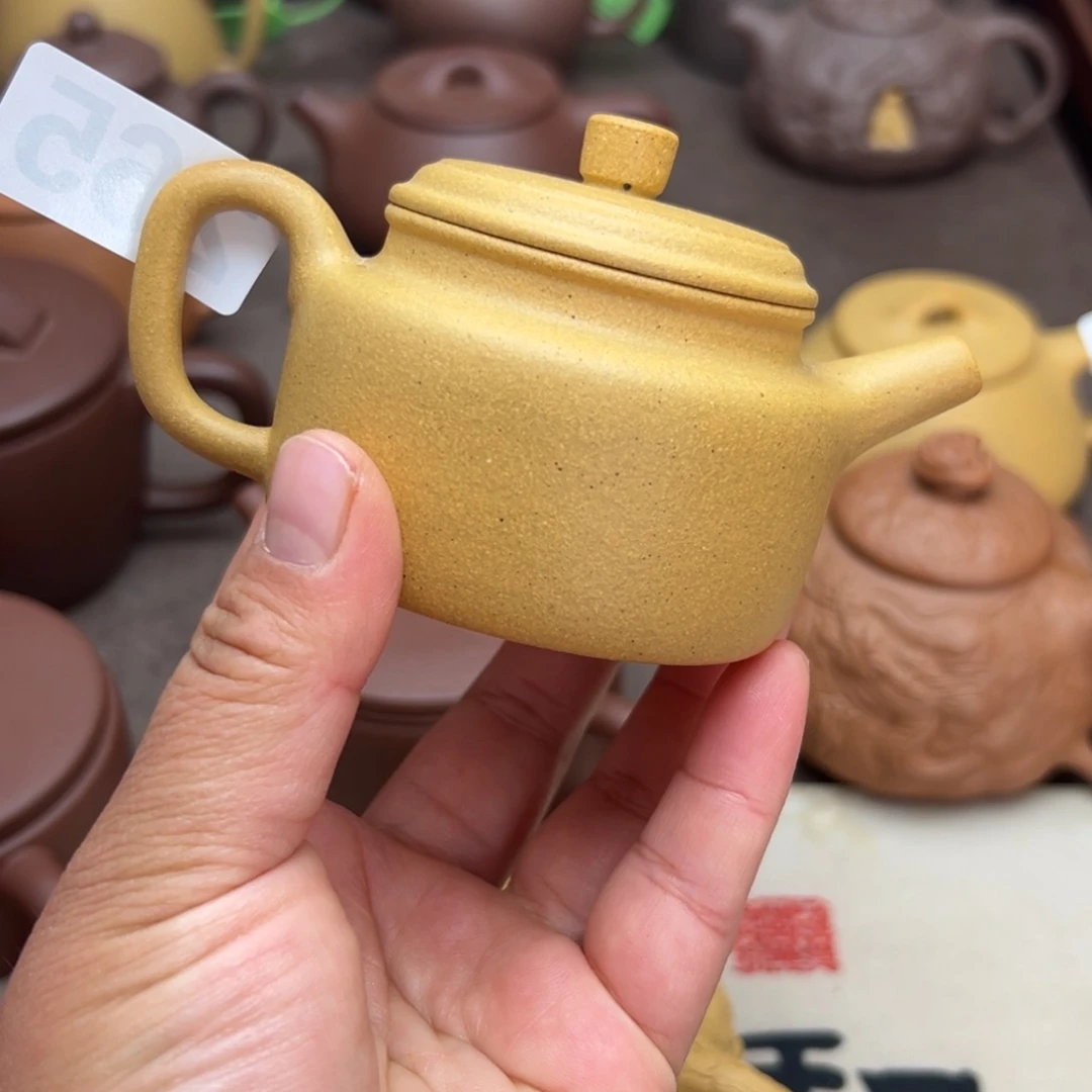 紫砂茶壶黄金段半手工130cc左右