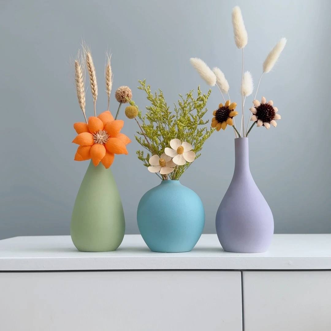 摆件陶瓷小花瓶含花总高约20-30cm