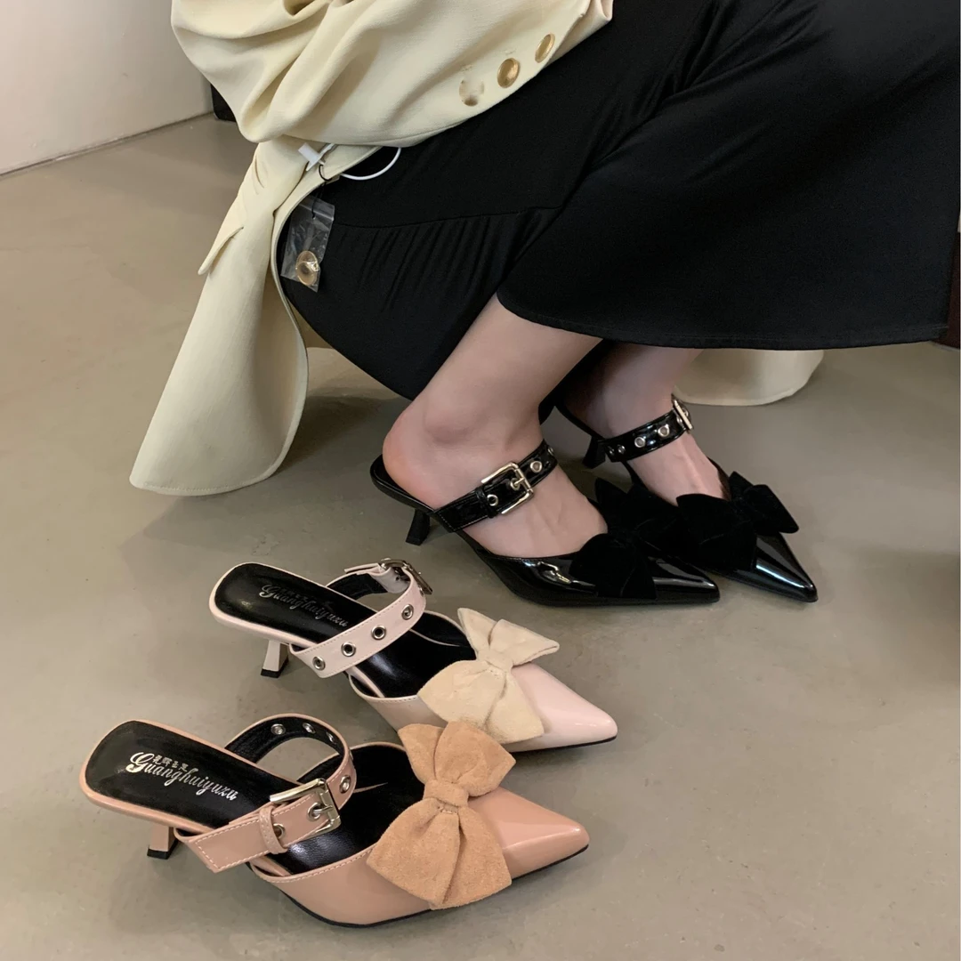 越小玥~蝴蝶结尖头半拖鞋女夏外穿2025新款一字扣带细跟高跟单鞋