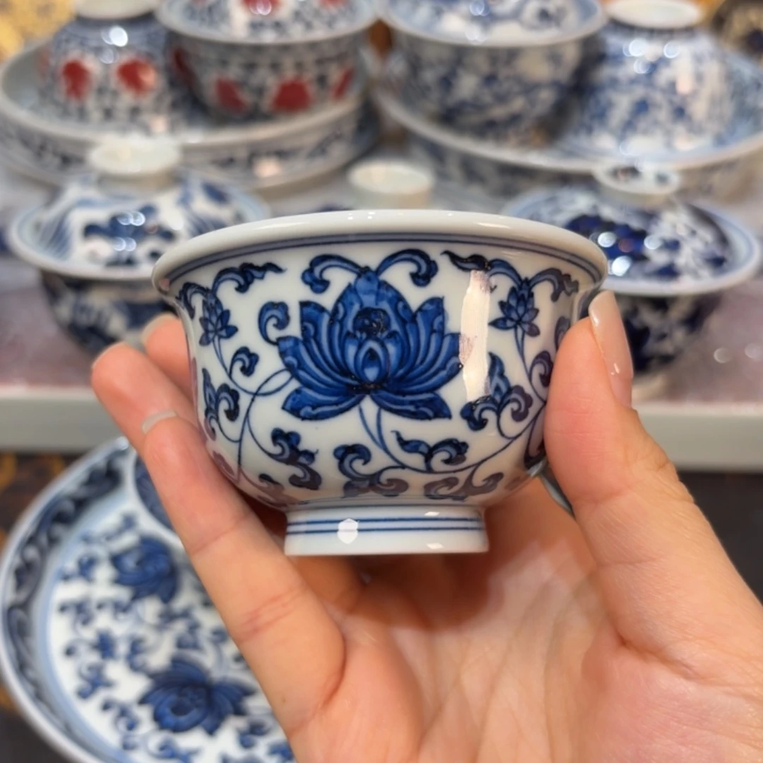 杯子…………………………………………