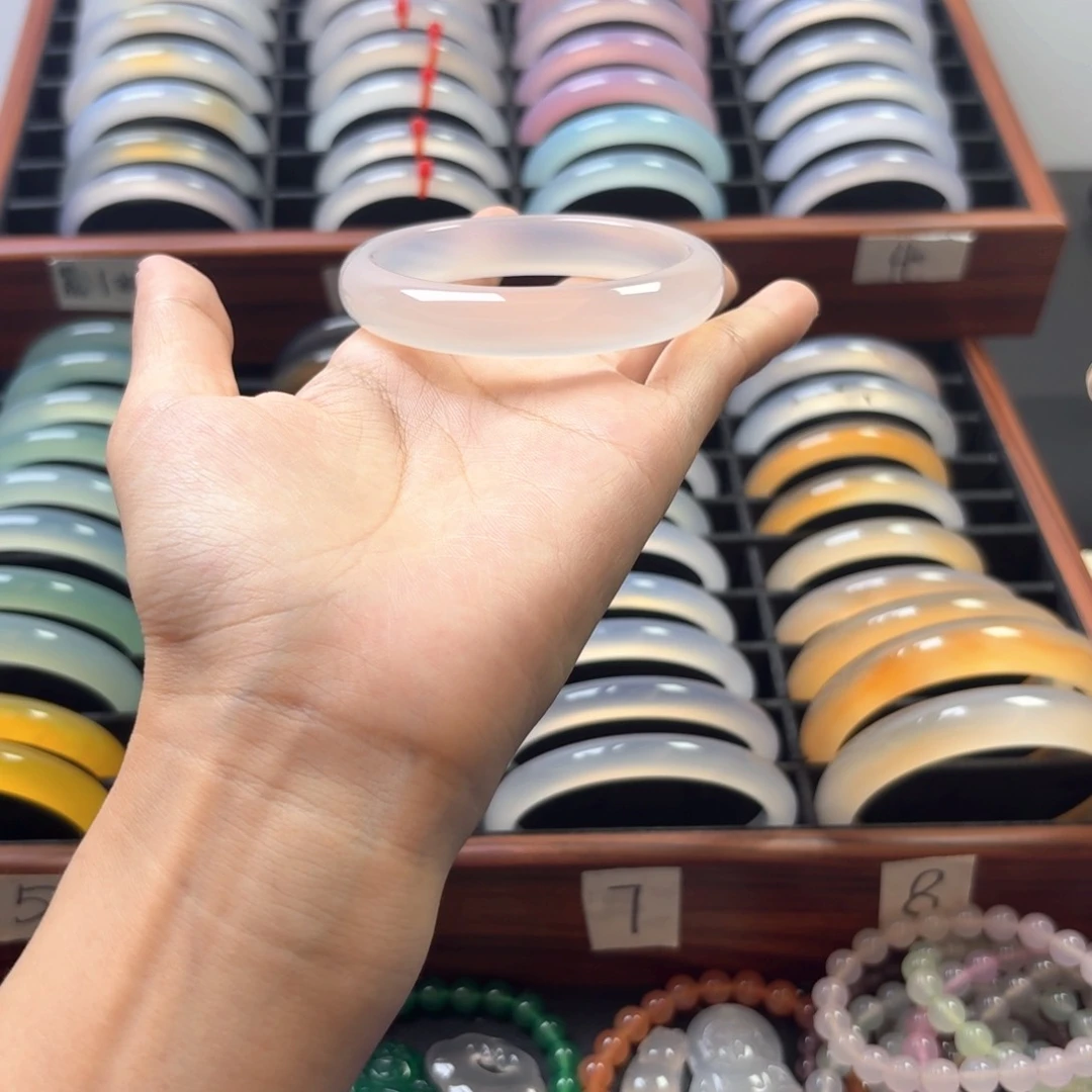 手镯玛瑙/玉髓未镶嵌阳**露2