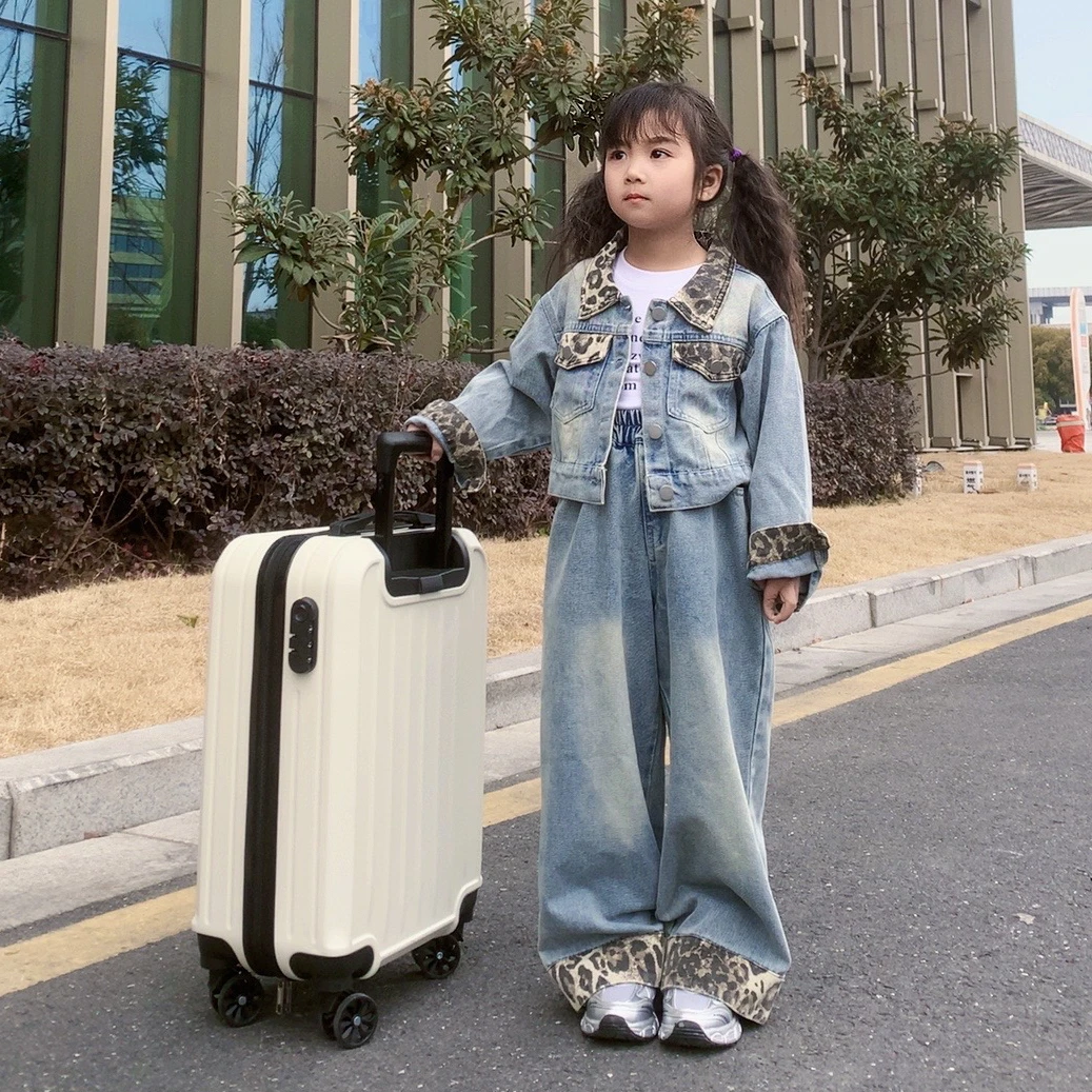 牛仔套装女童2025春装大童网红豹纹外套显高阔腿裤气质显瘦两件套