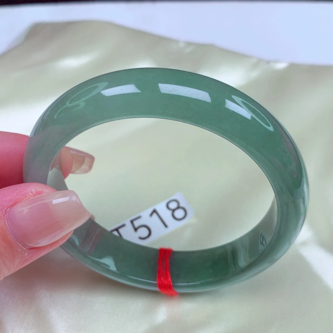 翡翠未镶嵌手镯手镯