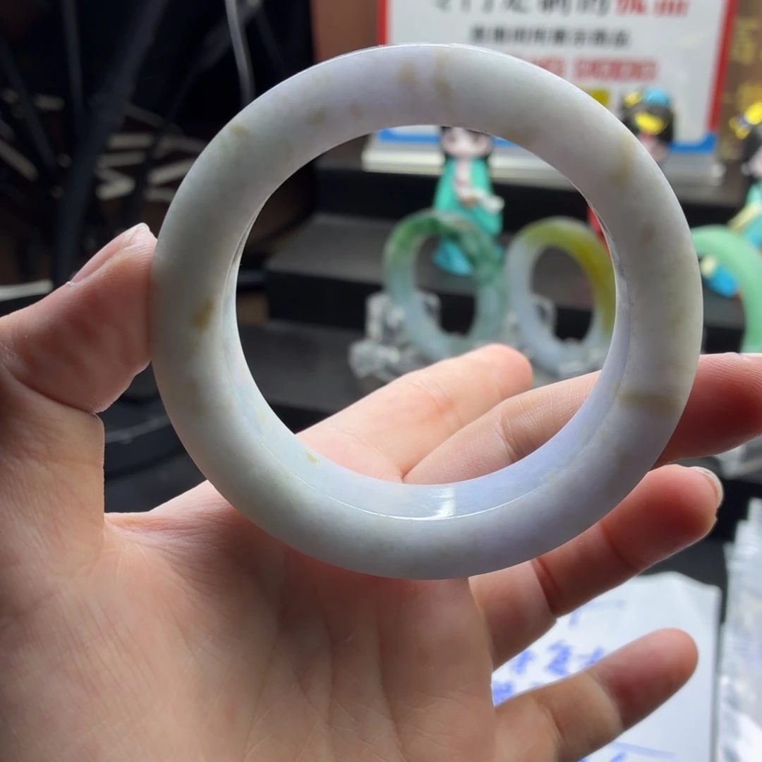 未镶嵌翡翠手镯定制翡翠
