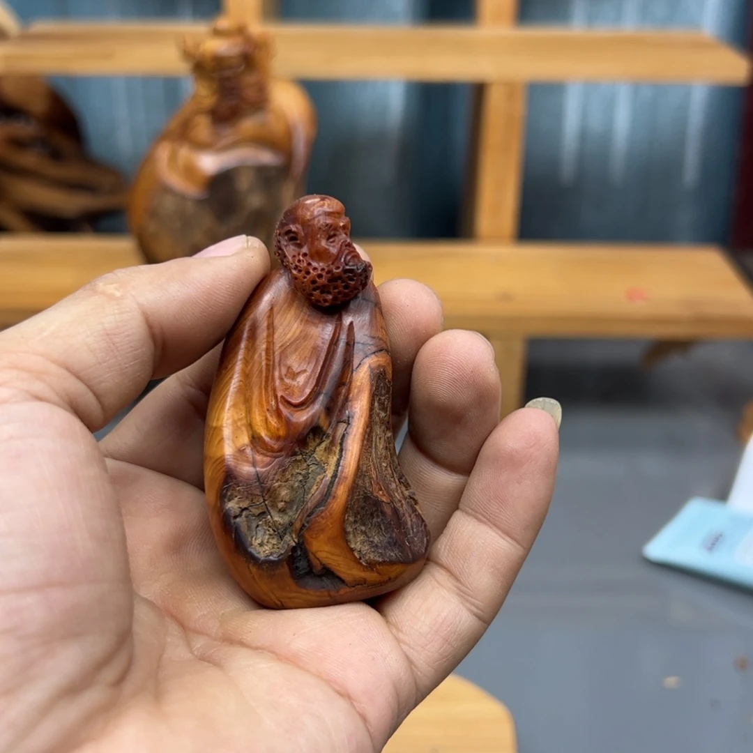爱***孩木崖柏木摆件手把件