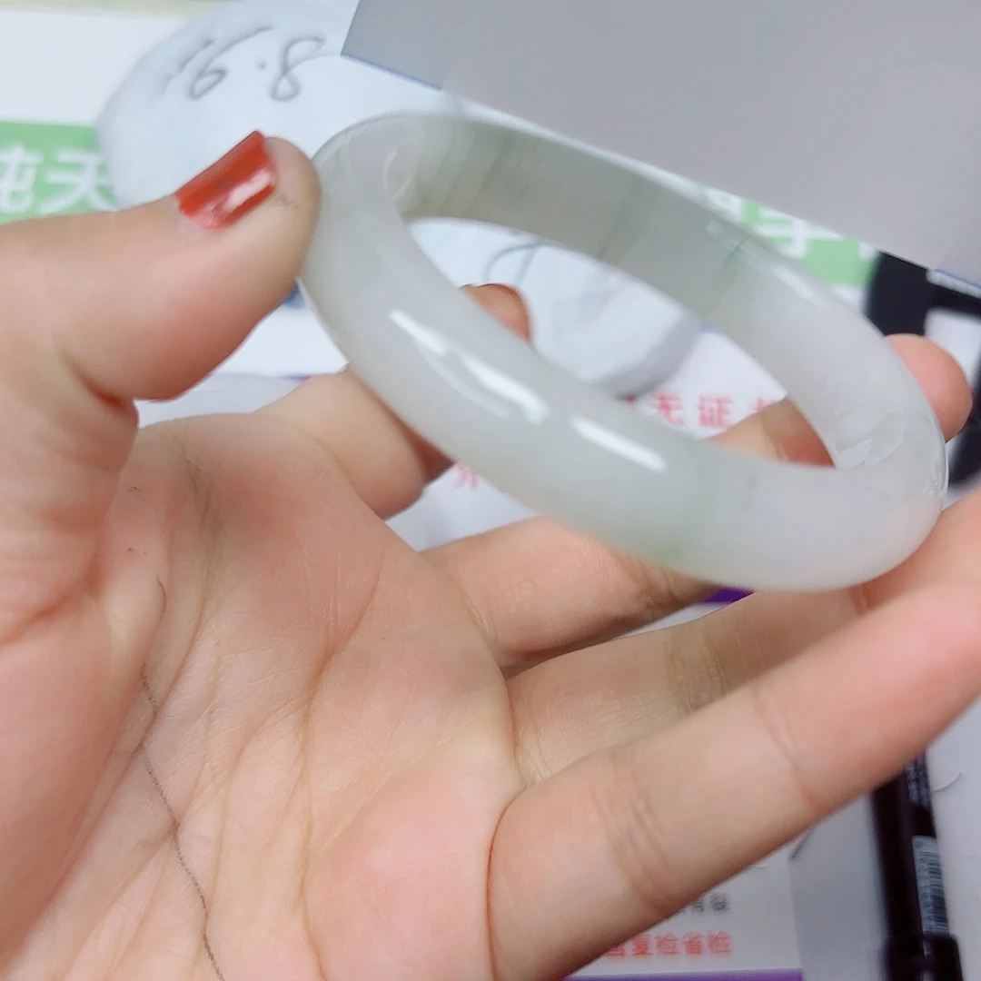 石英质玉未镶嵌手镯60/5655