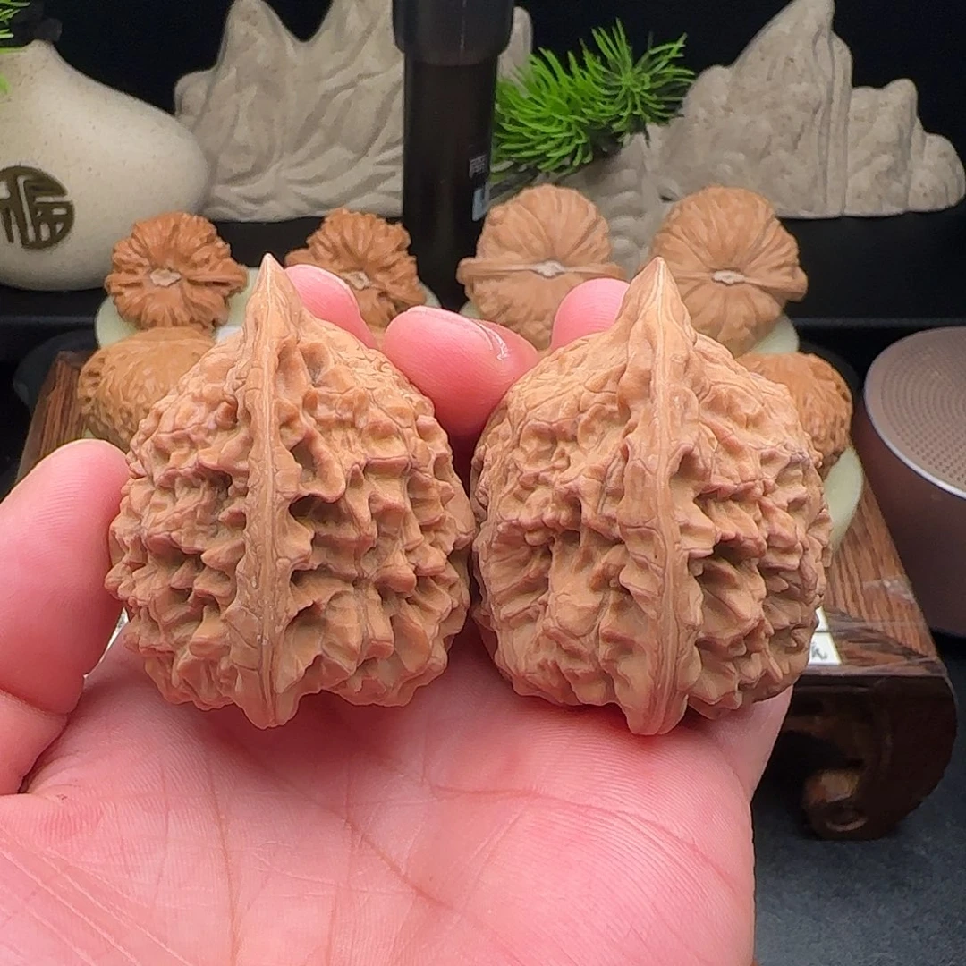 吊坠文玩核桃麒麟纹官帽