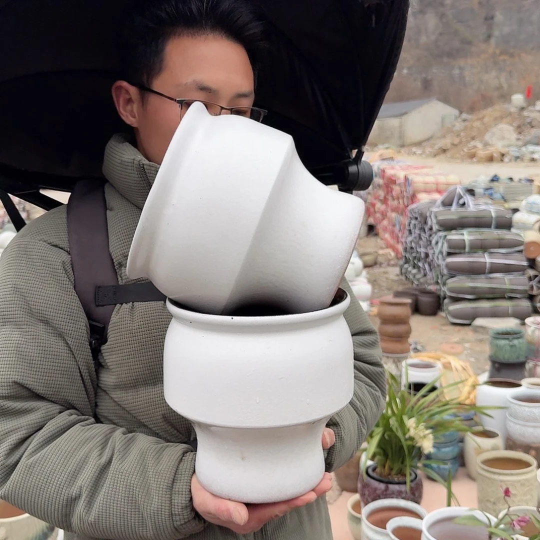 紫砂花盆口19高21（两个火锅白色宋