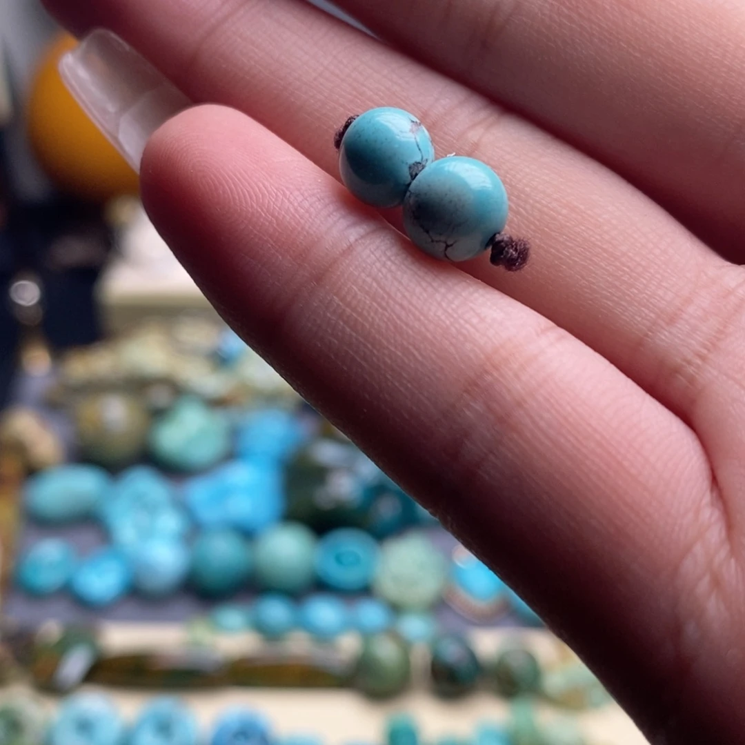 玉***饰南红玛瑙未镶嵌珠宝奇石
