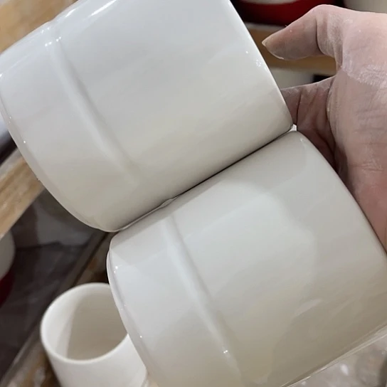 多肉绿植陶瓷花盆9.9包邮，有孔